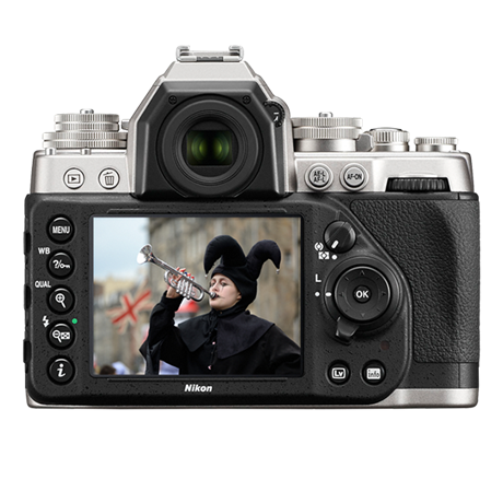 nikon1.png